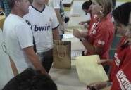 555376_129678117212559_1797809905_n